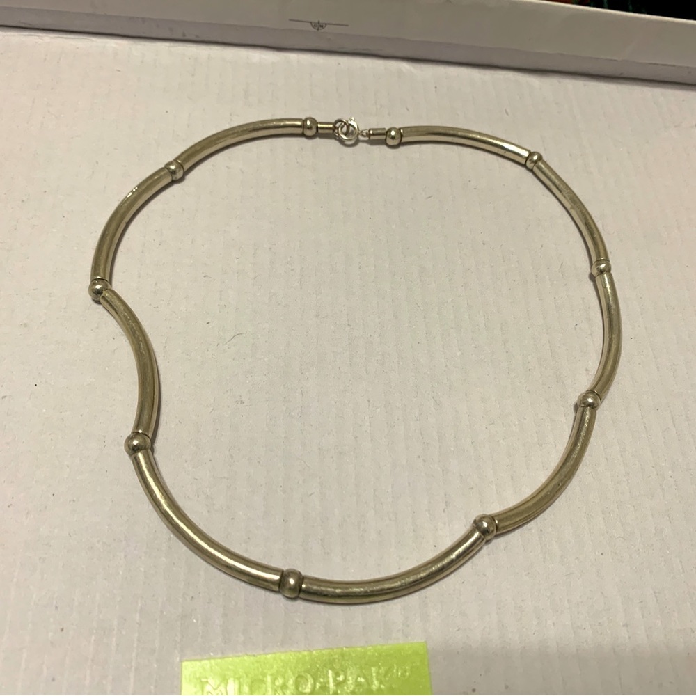 Silver choker
